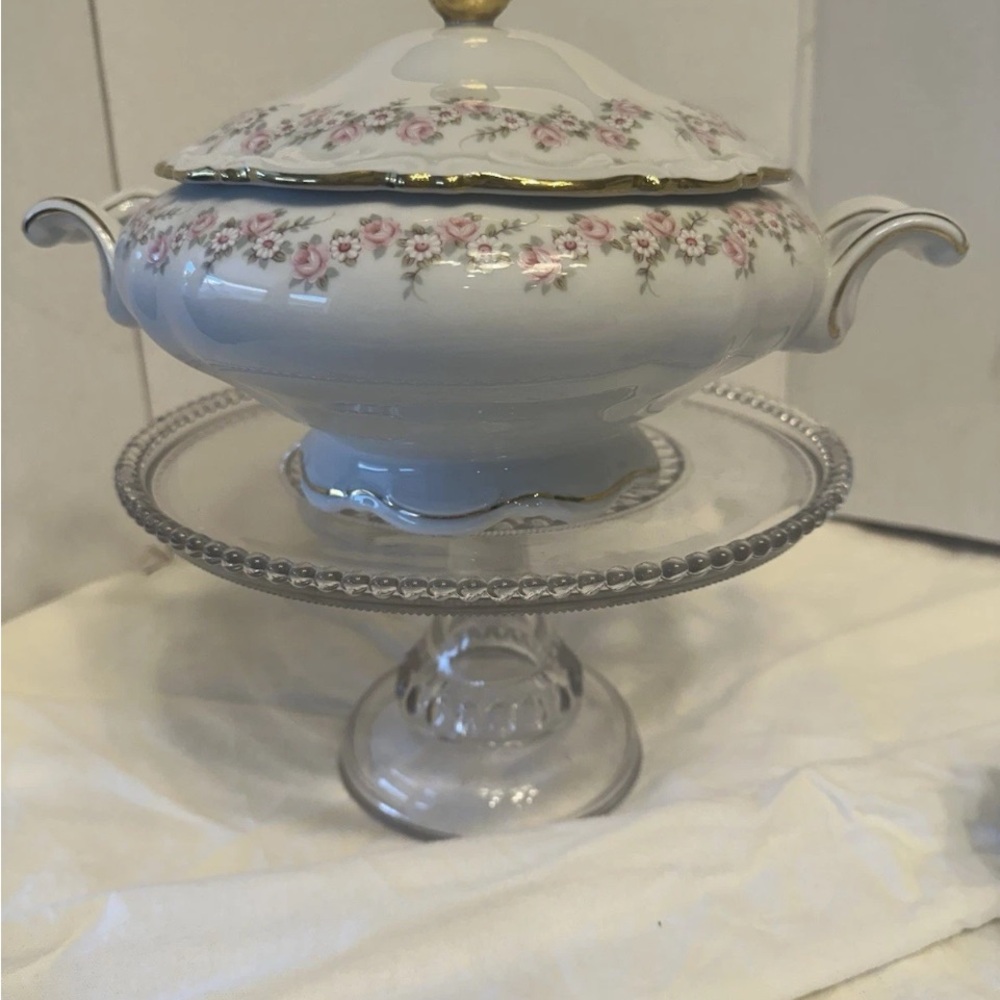 German Soup Tureen and lid Lady Beatrice White With Delicate Pink Flowers